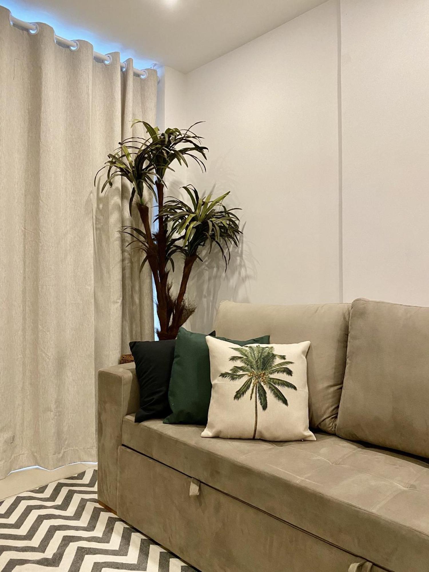 Apartamento Grande Quadra Posto 5